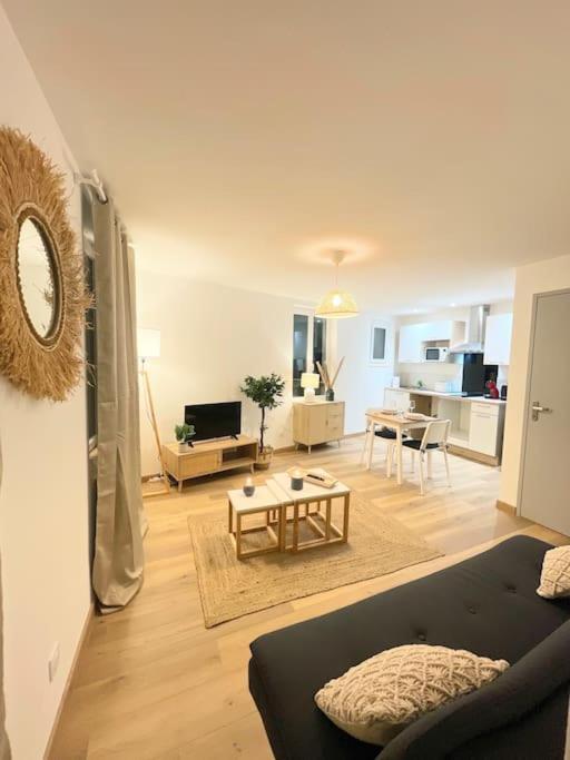 Apartamento / Cocon \ Paisible Hyper Centre Rodez Exterior foto