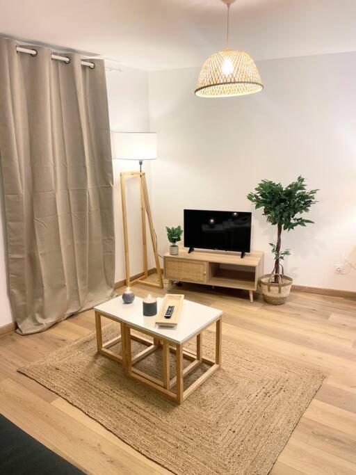 Apartamento / Cocon \ Paisible Hyper Centre Rodez Exterior foto