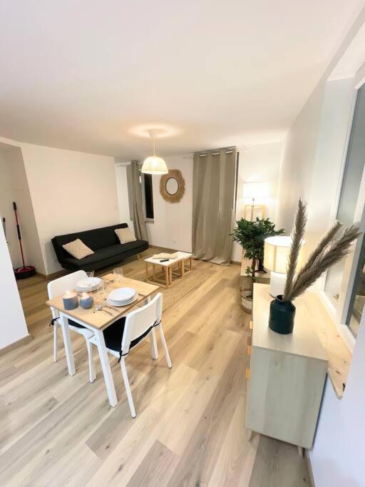 Apartamento / Cocon \ Paisible Hyper Centre Rodez Exterior foto